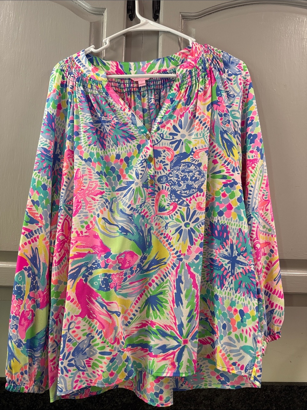 Lilly Pulitzer Elsa silk top size Medium